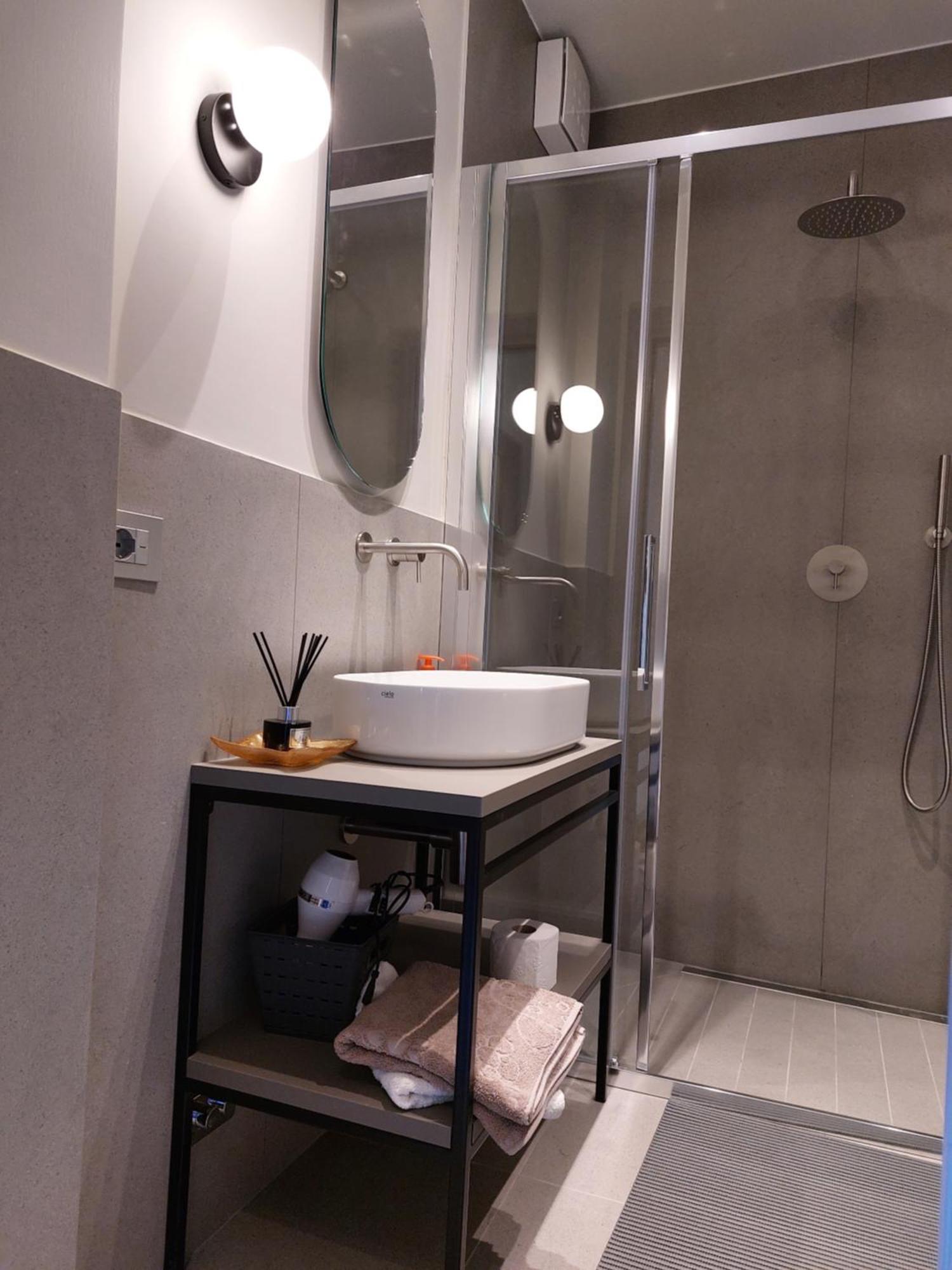 The 6 Apartments Rimini Exterior photo